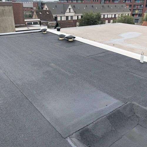 Een nieuw bitumen dak in Naarden
